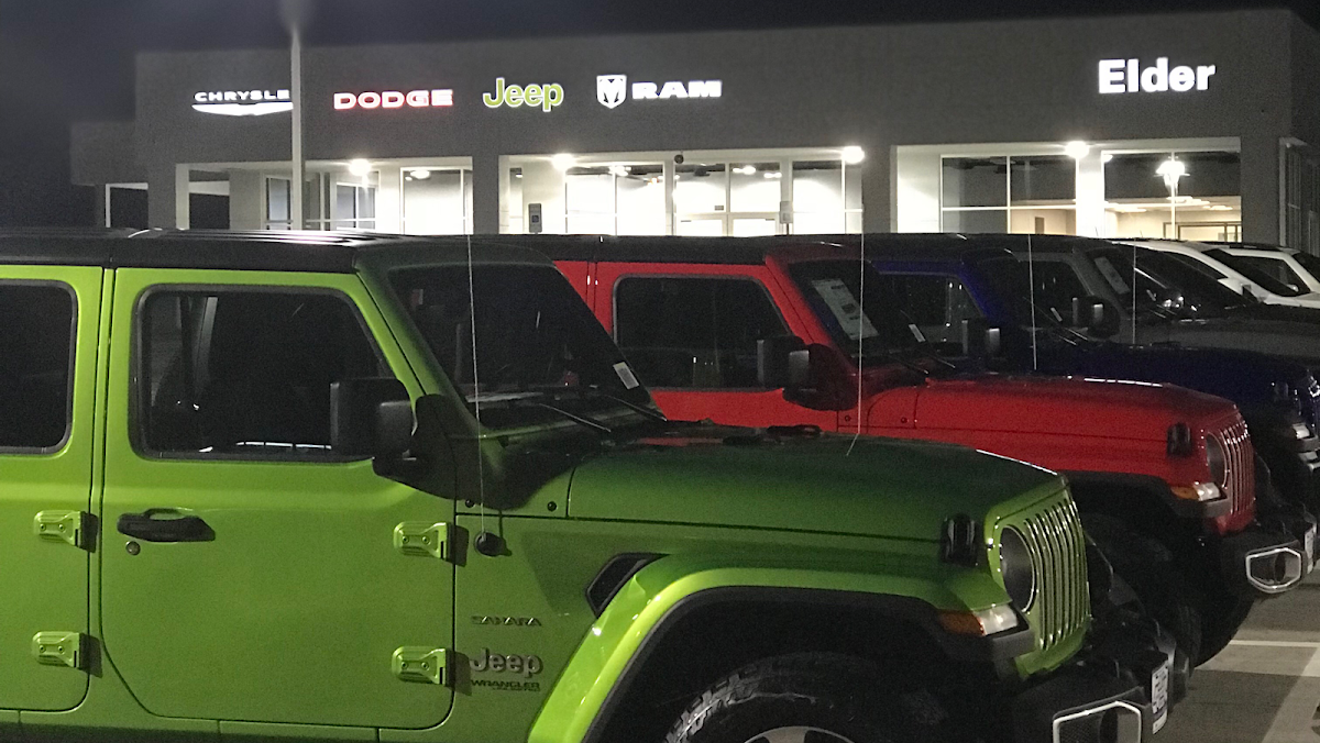 Elder Chrysler Dodge Jeep Ram Cedar Creek photo 2