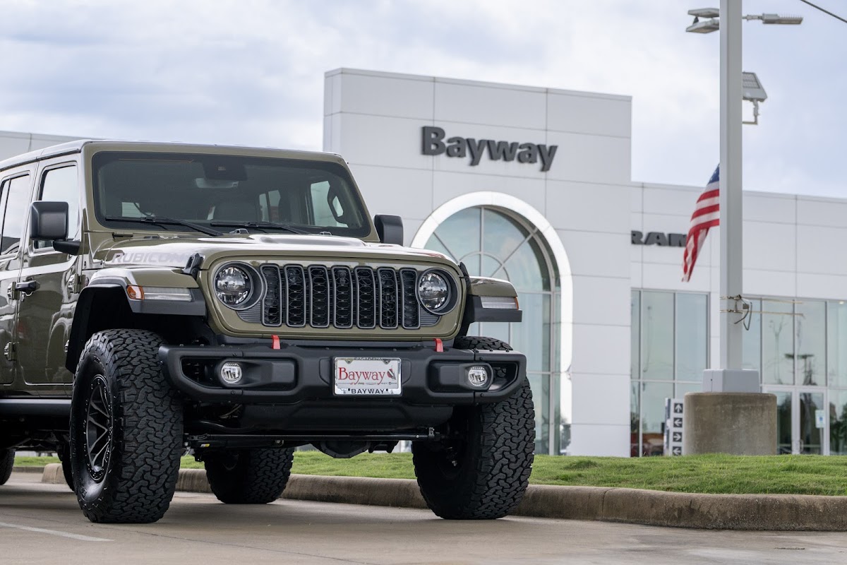 Bayway Chrysler Dodge Jeep RAM Pasadena photo 2