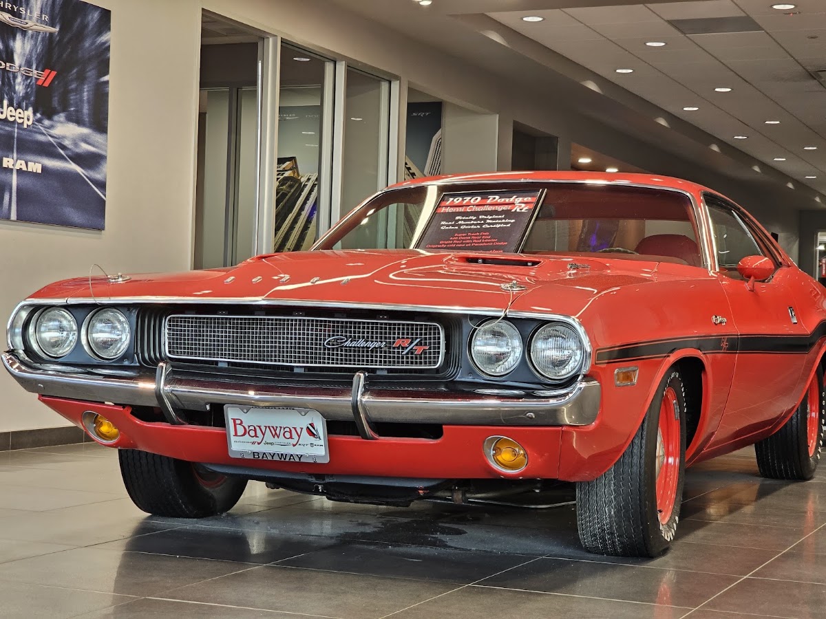 Bayway Chrysler Dodge Jeep RAM Pasadena photo 5