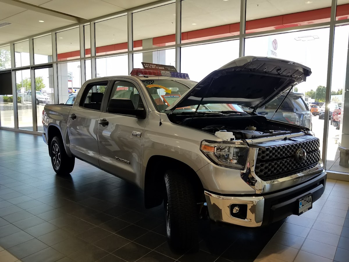 Lithia Toyota of Redding photo 3