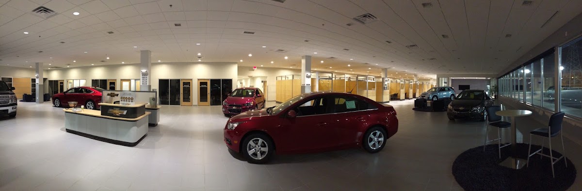 Lake Chevrolet Milwaukee photo 2
