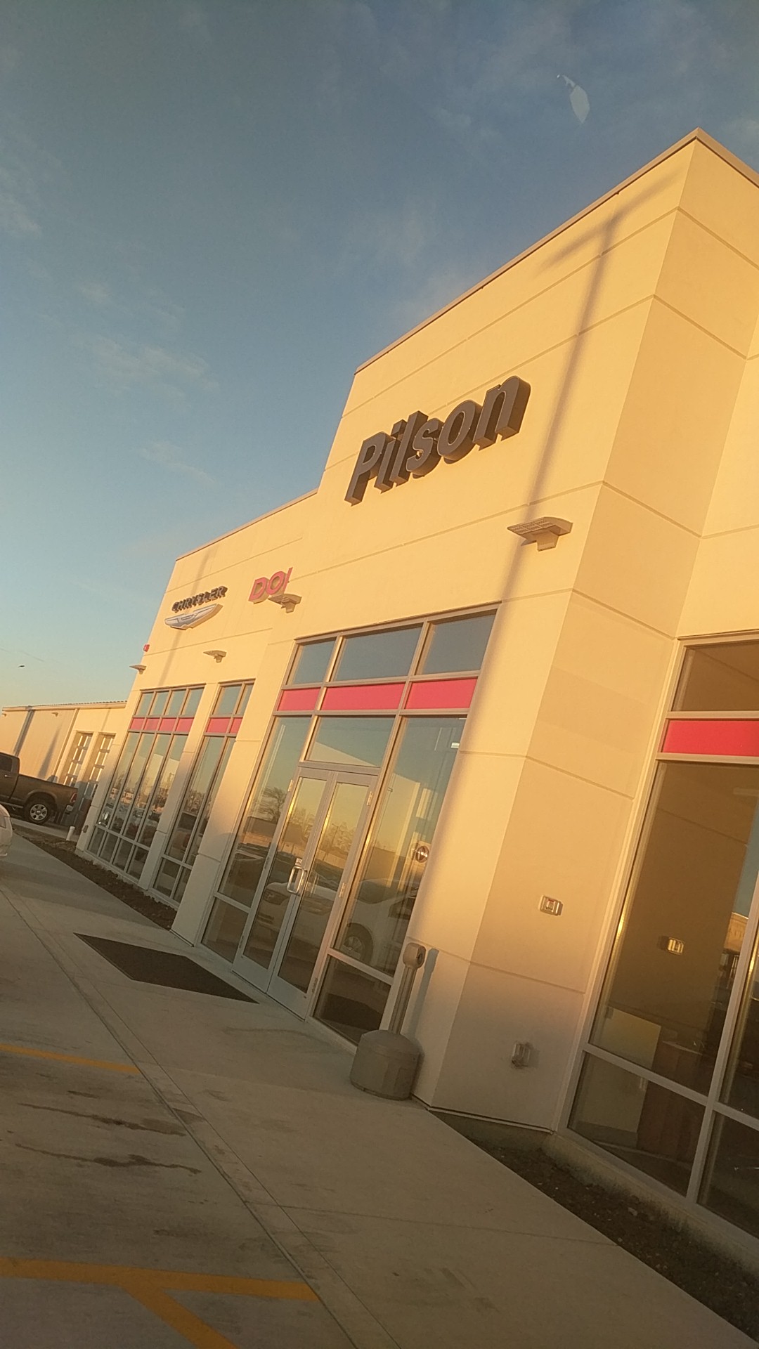 Pilson Chrysler Dodge Jeep Ram Mattoon photo 1