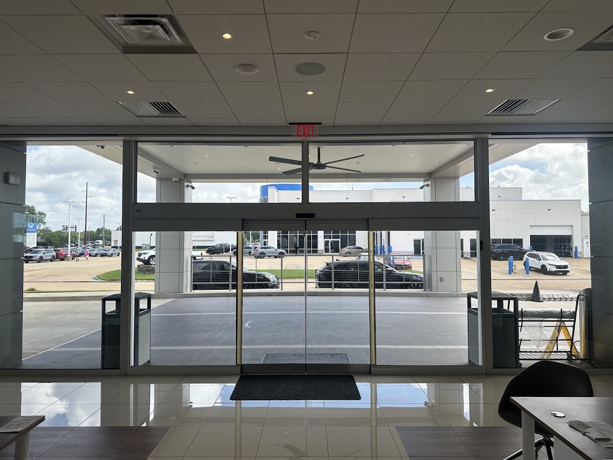 Land Rover Shreveport photo 3