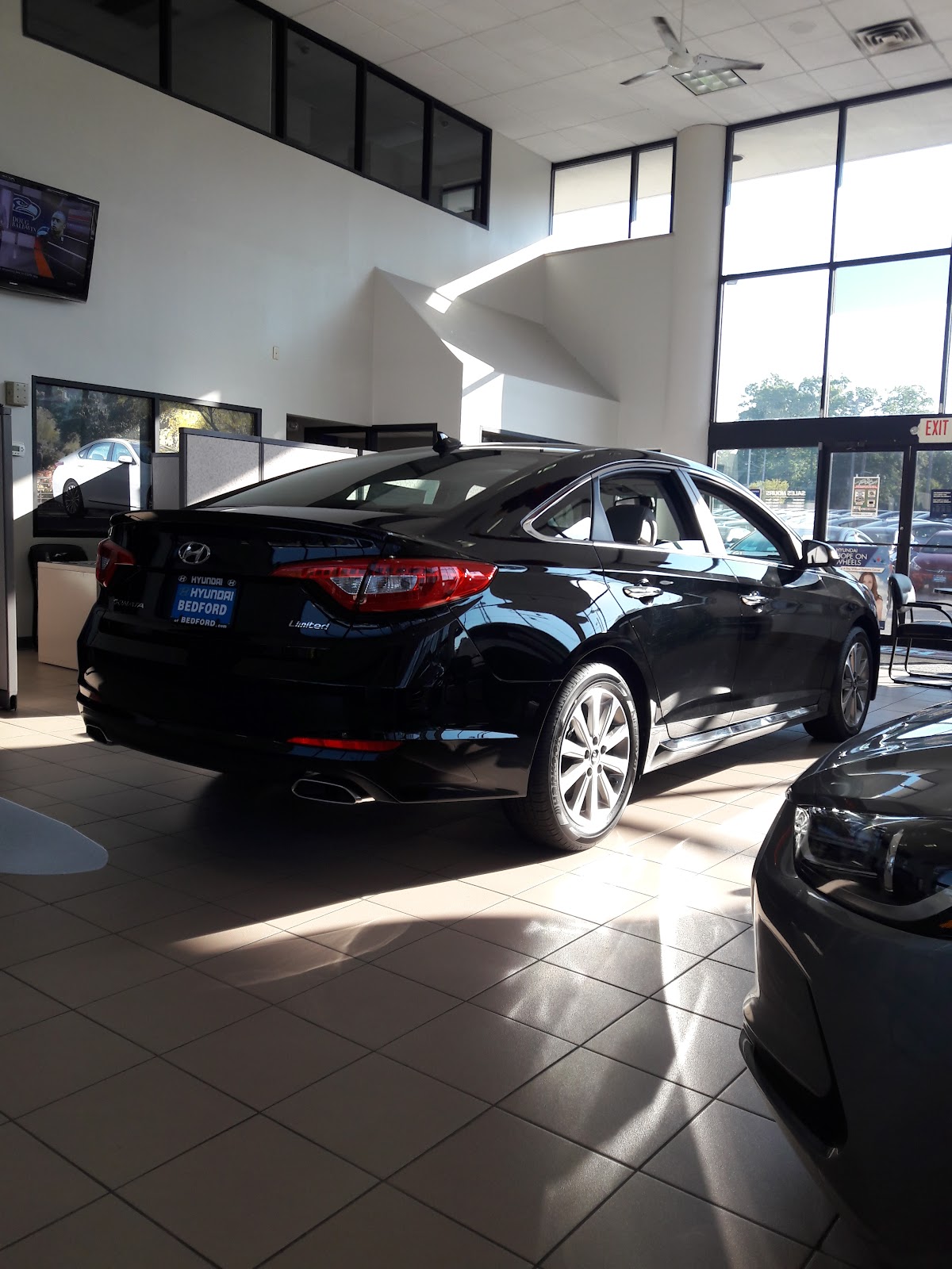 Hyundai of Bedford photo 3