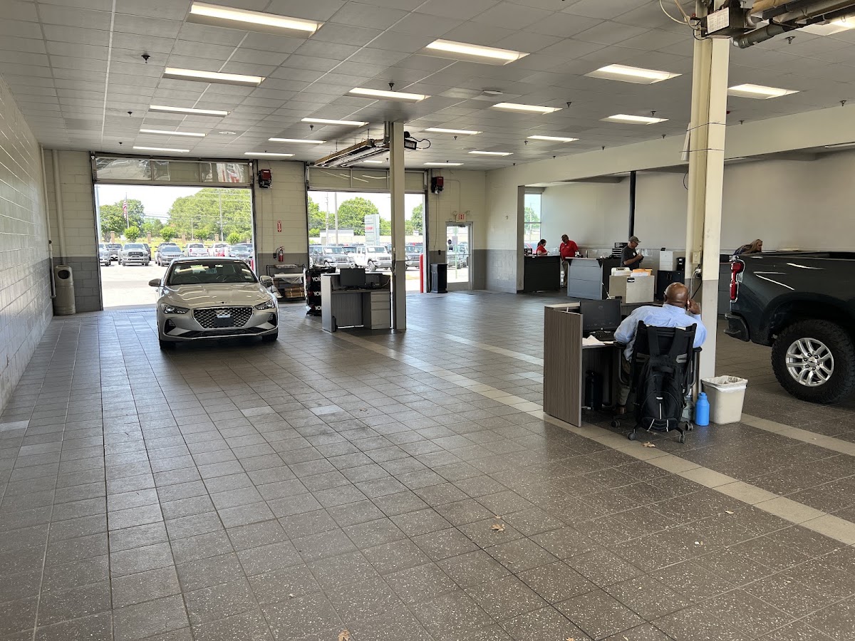 Landers Chrysler Dodge Jeep Ram South photo 2