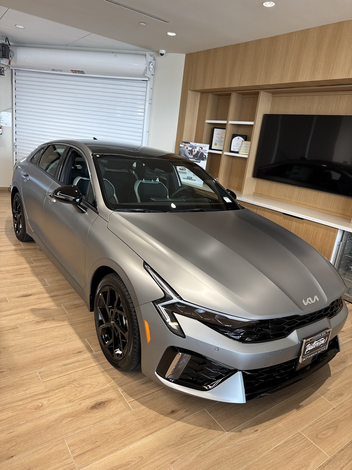 Tustin Kia photo 3