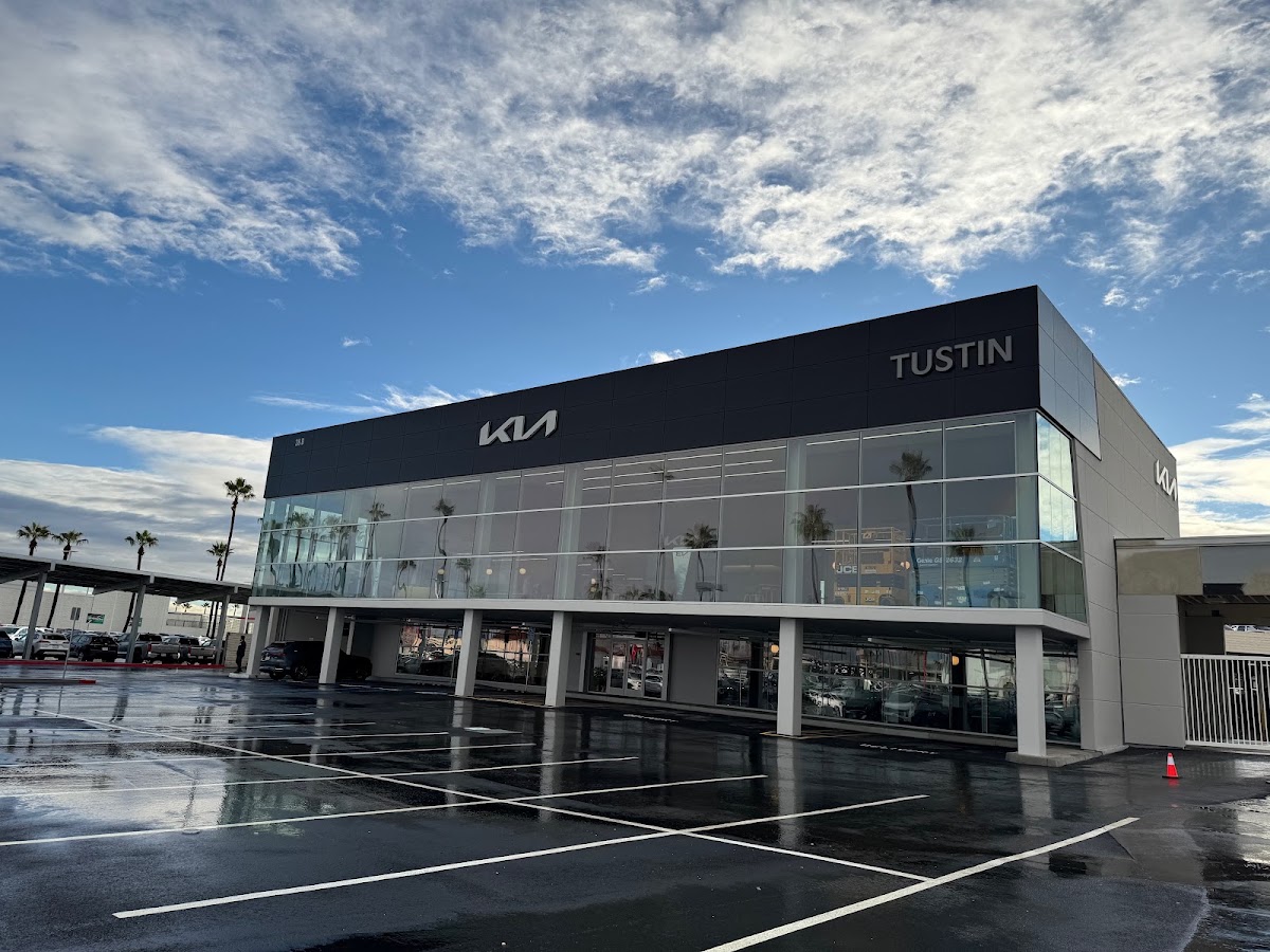 Tustin Kia photo 1