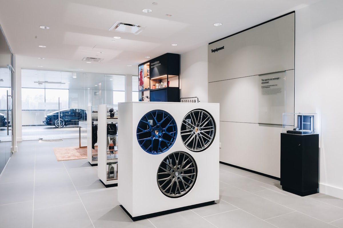 Porsche Charlotte Northlake photo 5