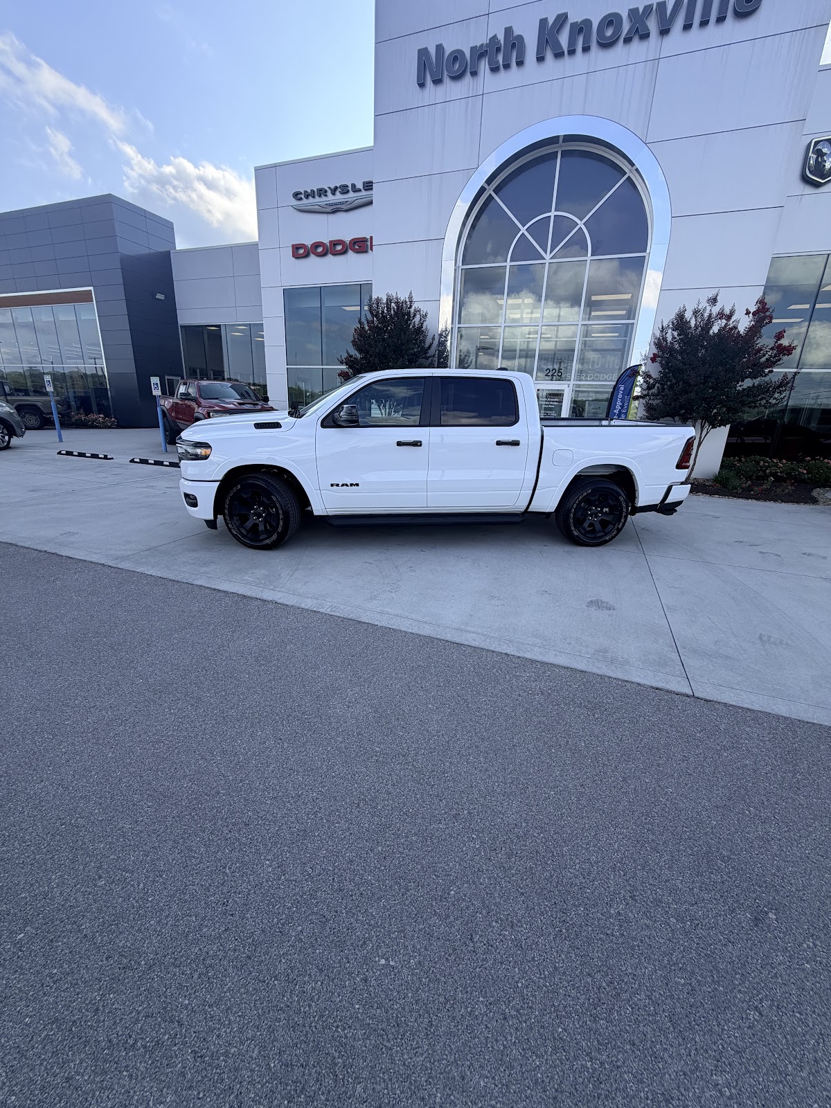 North Knox Chrysler Dodge Jeep RAM photo 1