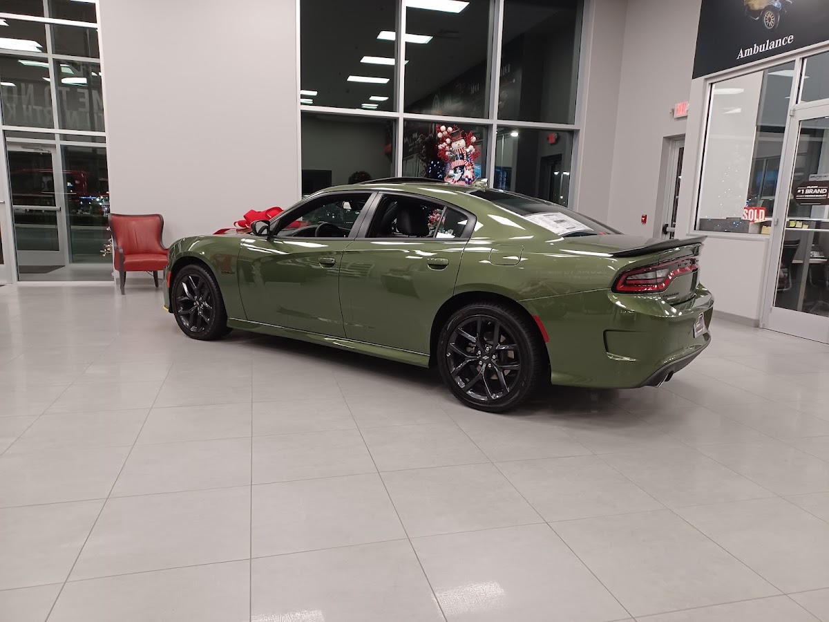 North Knox Chrysler Dodge Jeep RAM photo 4