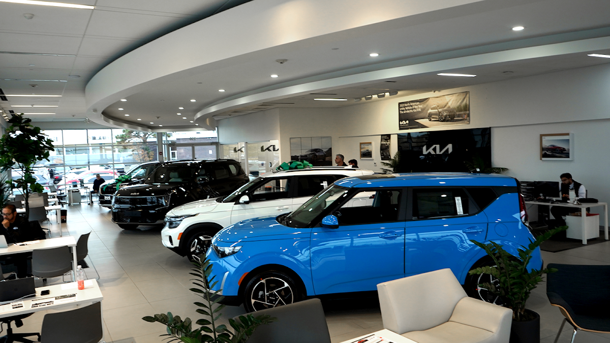 McGrath Kia of Highland Park photo 3