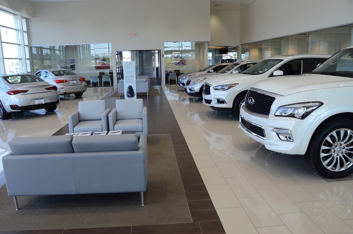 INFINITI of Lexington photo 2