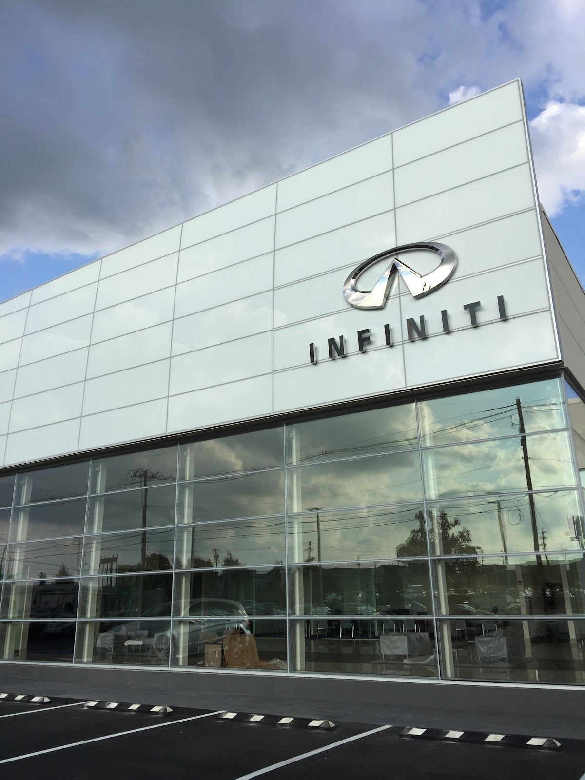 INFINITI of Lexington photo 1