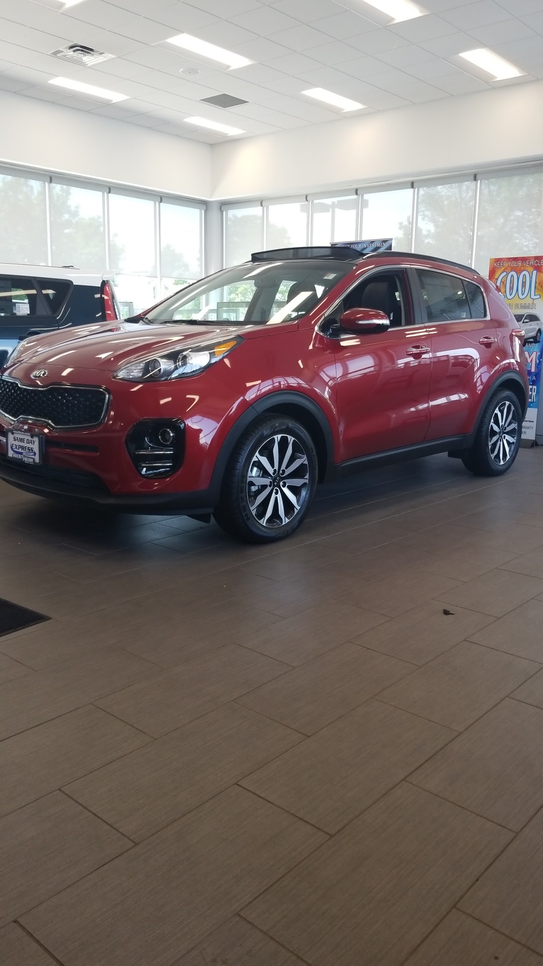 West-Herr Kia Orchard Park photo 5