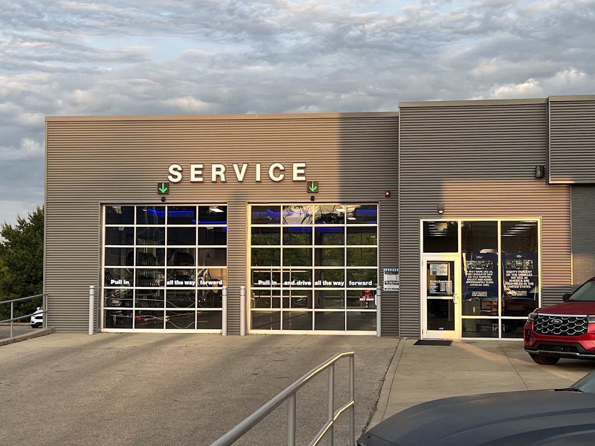 Community Ford of Bloomington photo 1