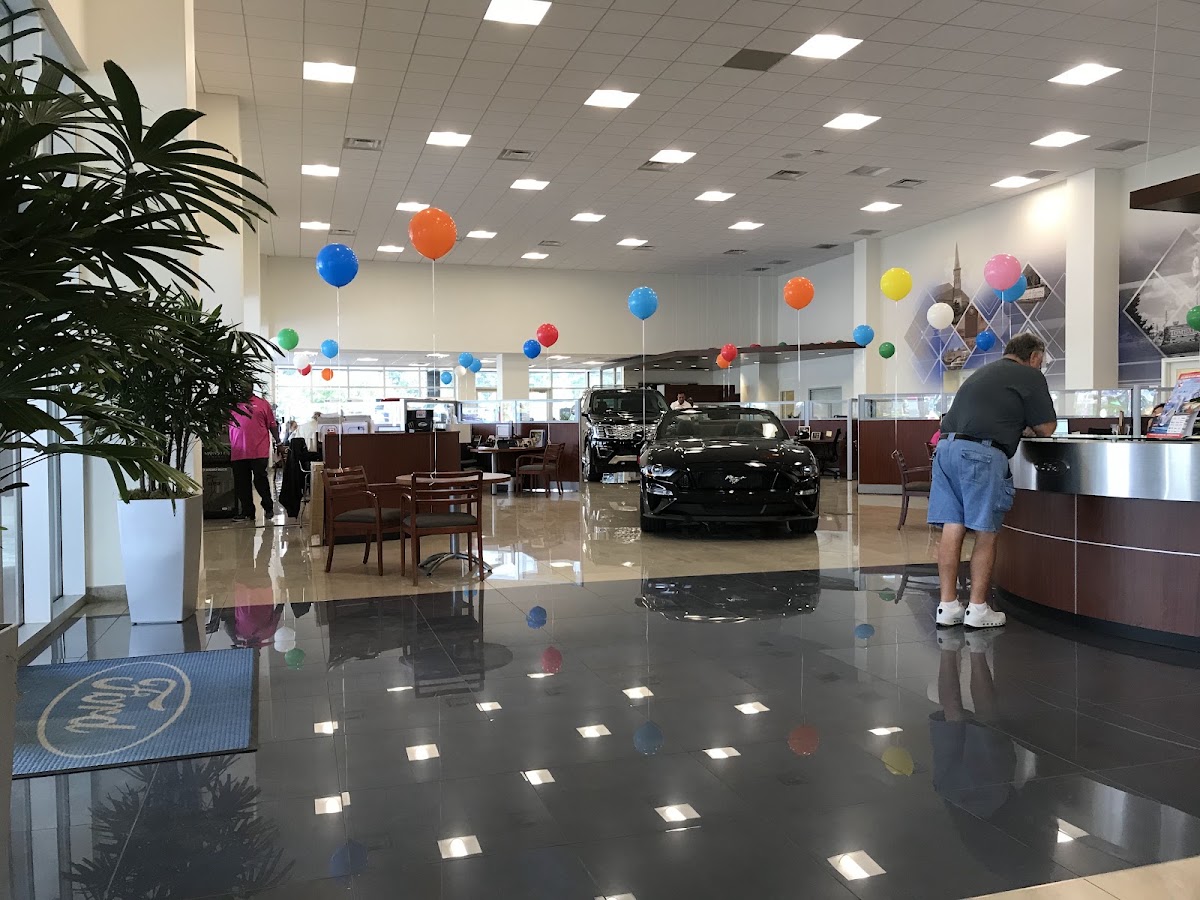 Tomball Ford photo 5
