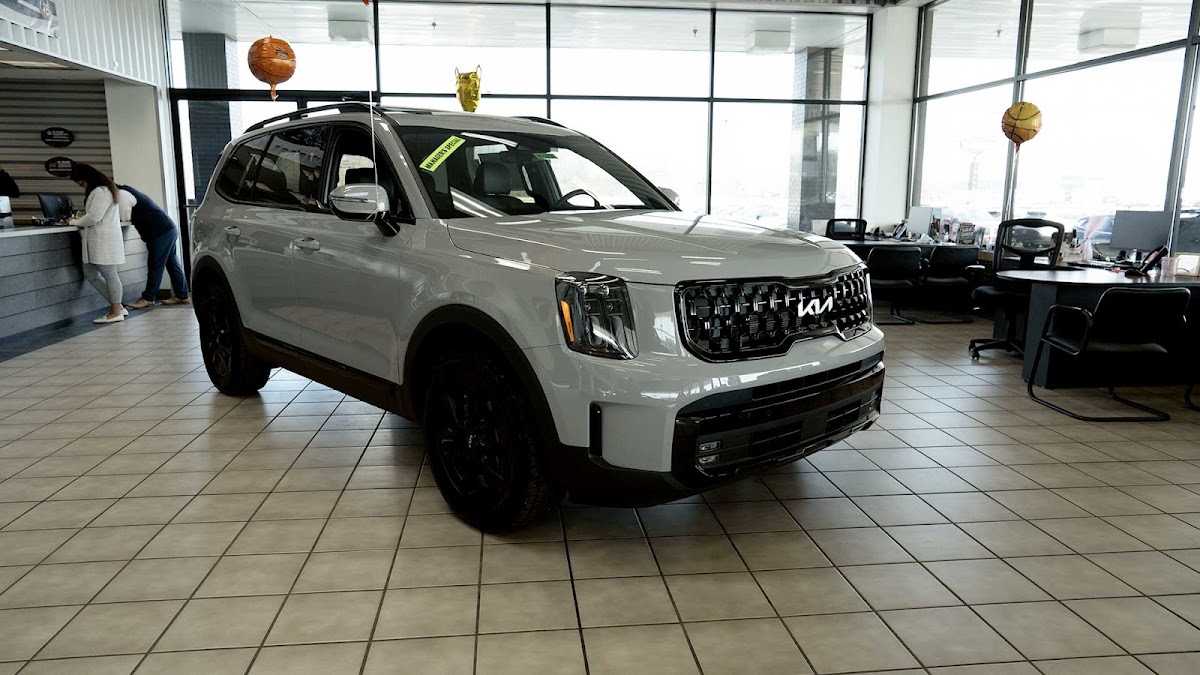 Ray Skillman Westside Kia photo 5