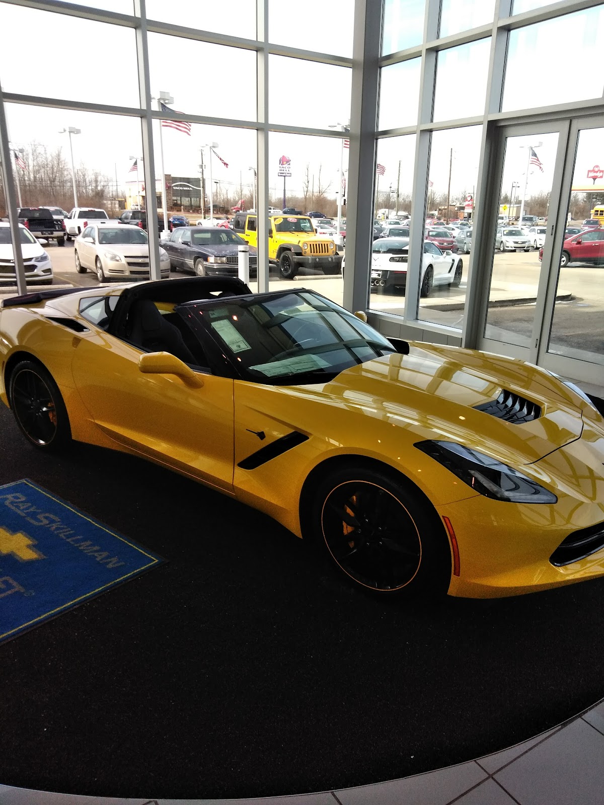 Ray Skillman Chevrolet of Indianapolis photo 3
