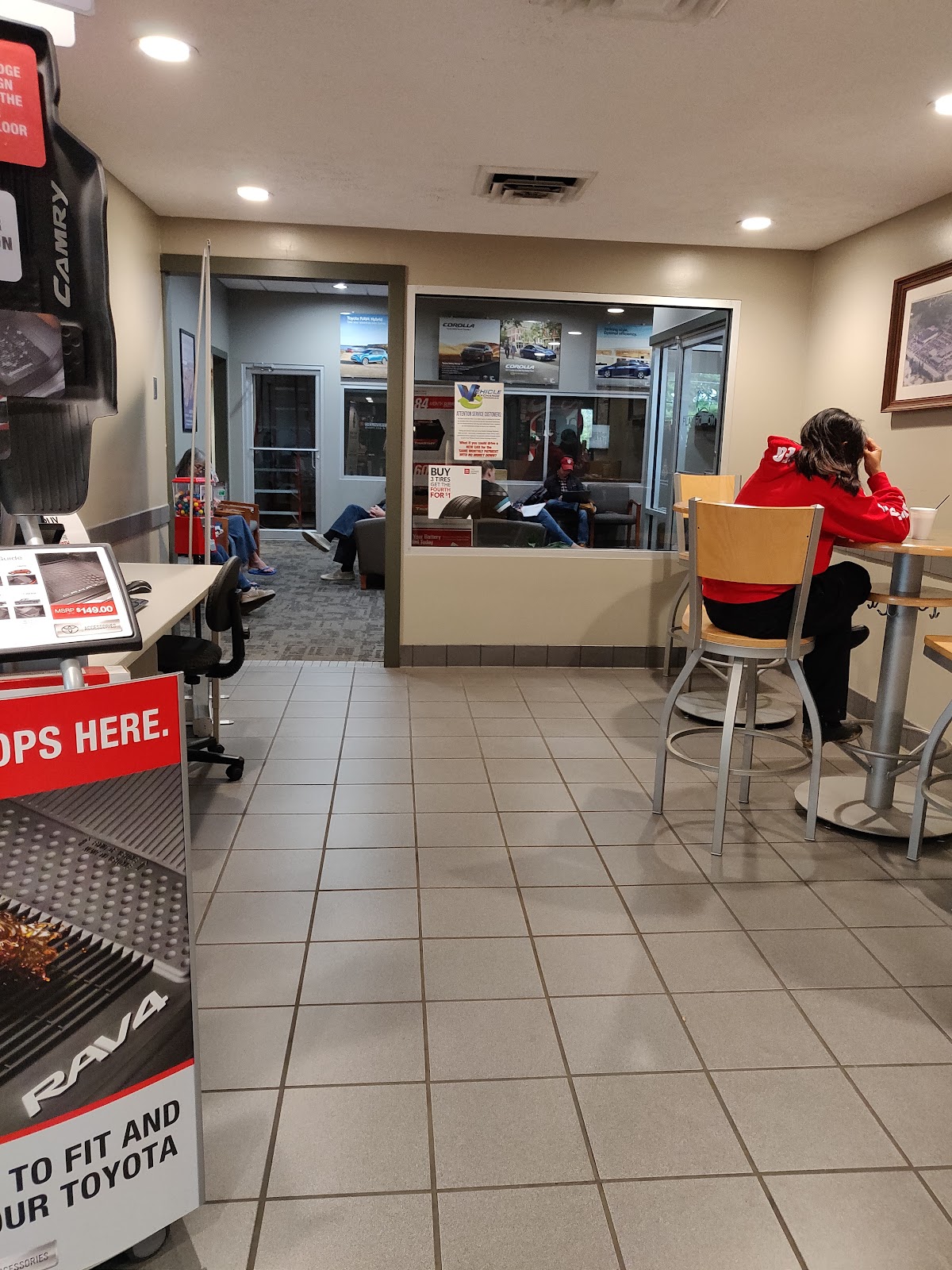 Royal South Toyota photo 4