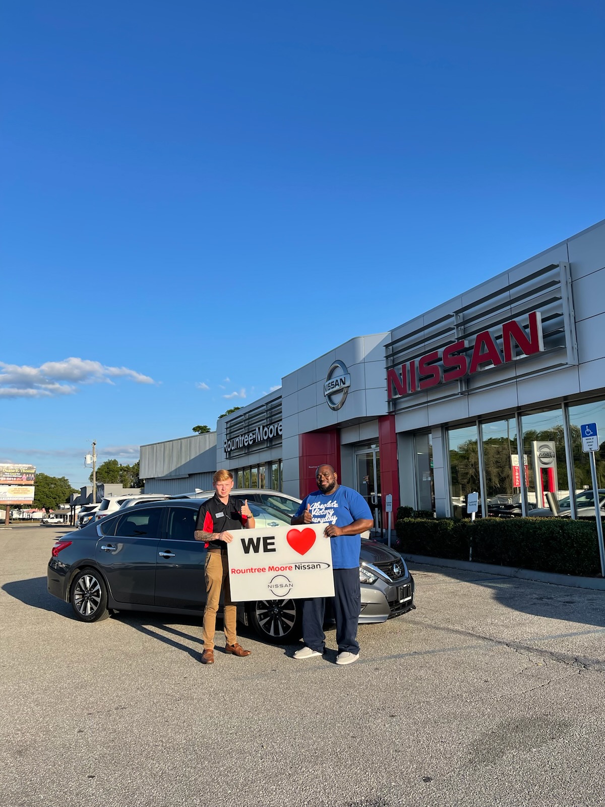 Rountree Moore Nissan photo 4