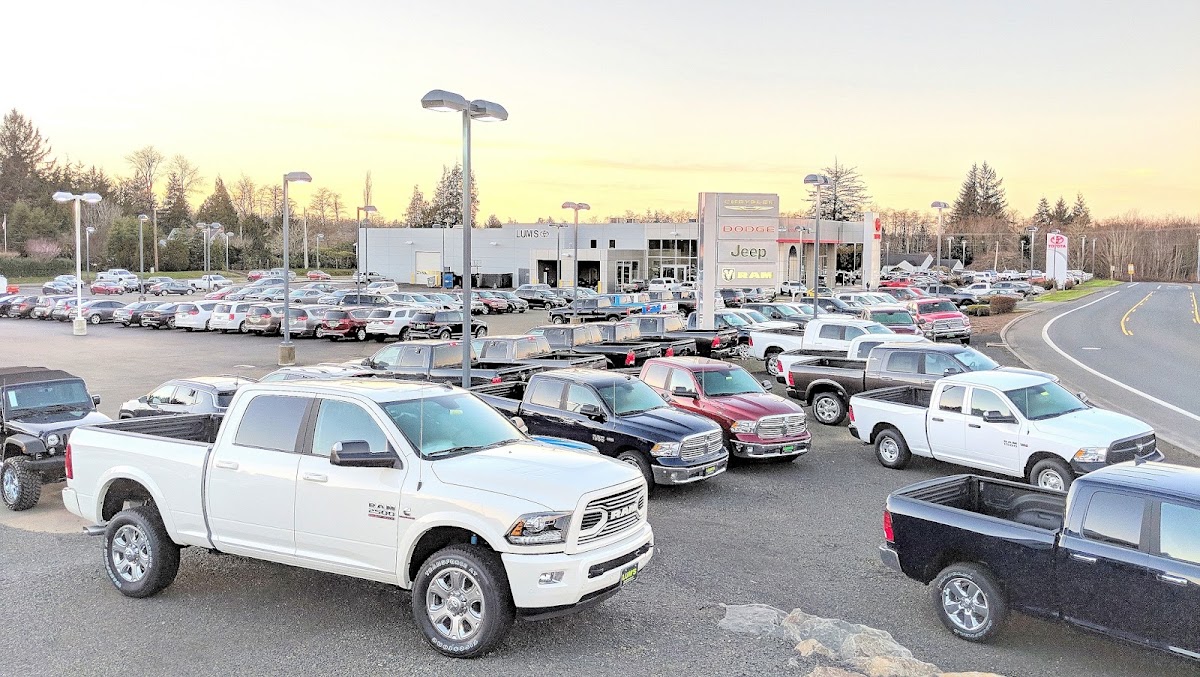 Lum's Auto Center photo 2