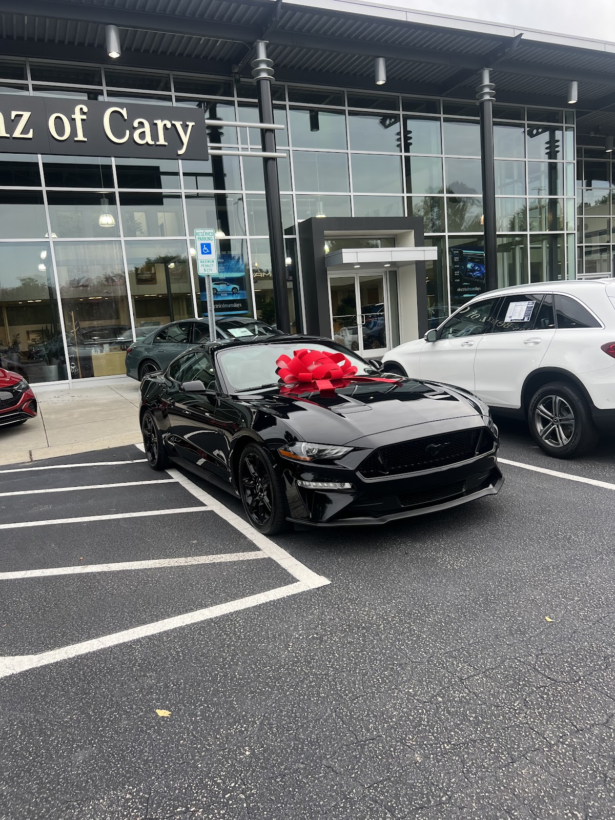 Mercedes-Benz of Cary photo 1