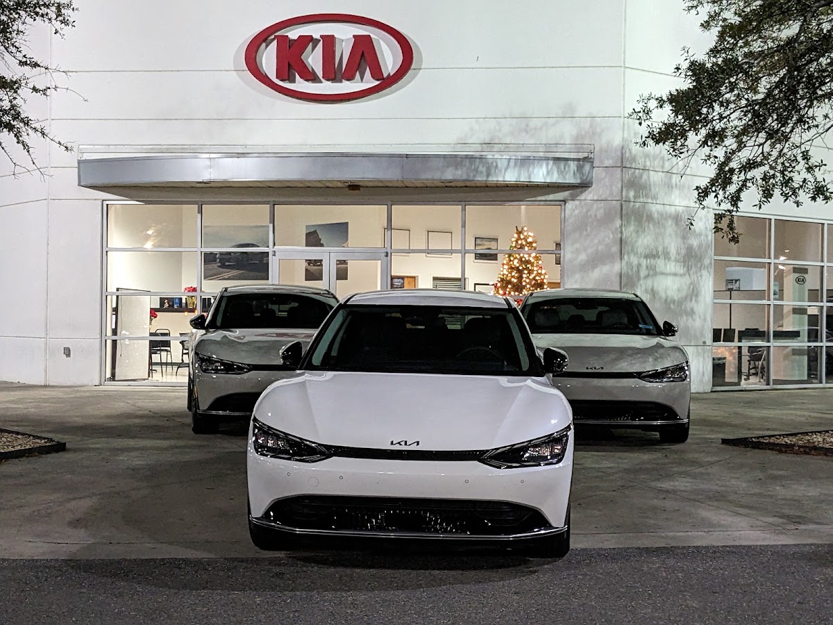 Kia Country of Savannah photo 5