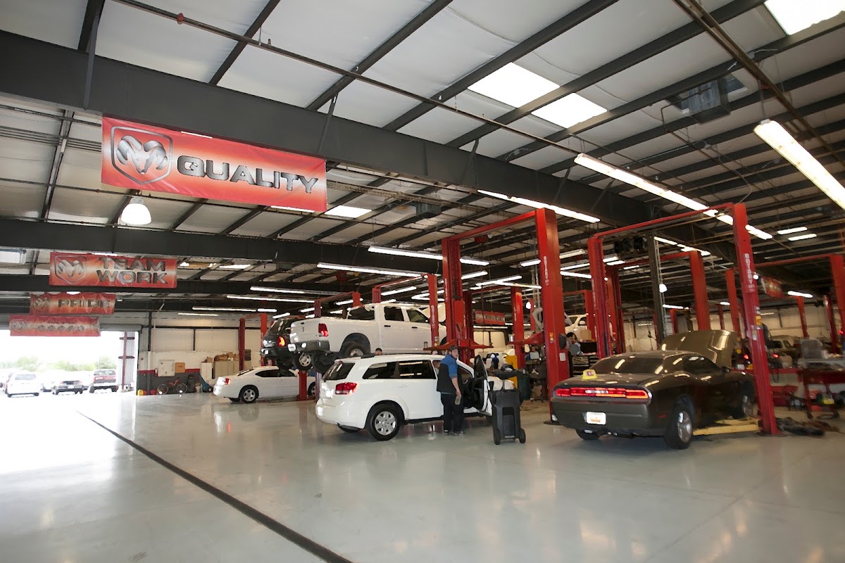 LHM Chrysler Jeep Avondale photo 3
