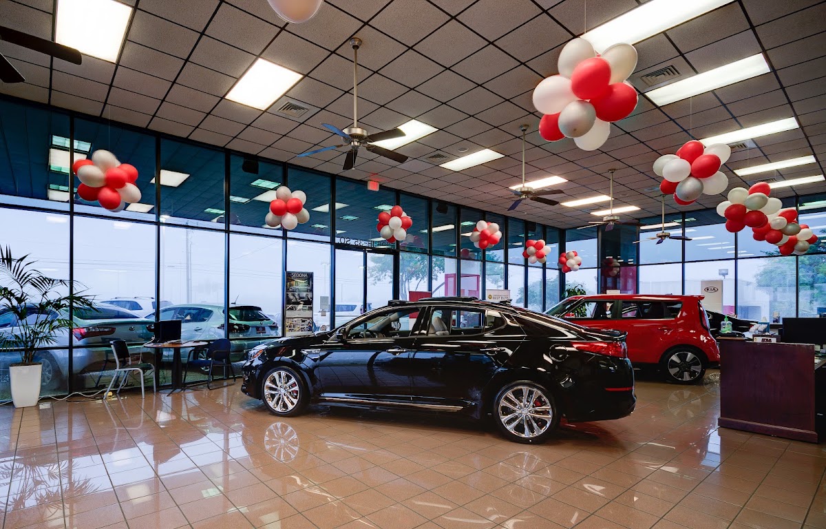 Group 1 Kia South Austin photo 3