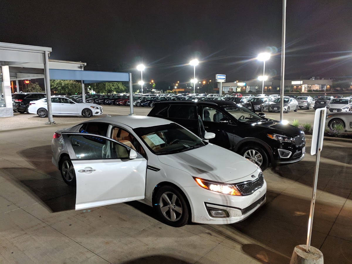 Mike Miller Kia Peoria photo 5
