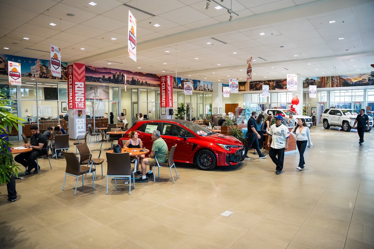 Northridge Toyota photo 2