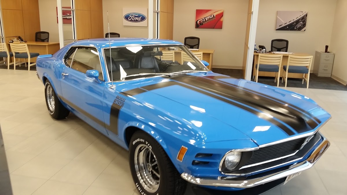 Steve Schmitt Ford photo 3