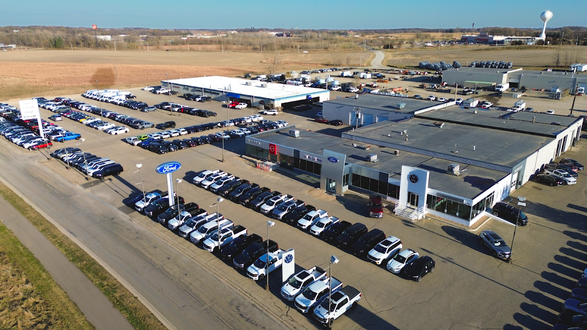 Dave Syverson Auto Center photo 1