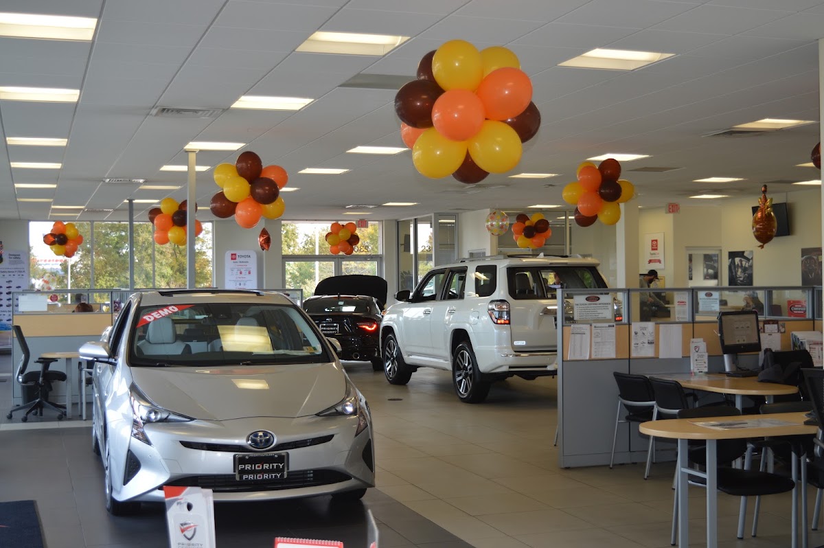 Classic Toyota Hampton photo 3