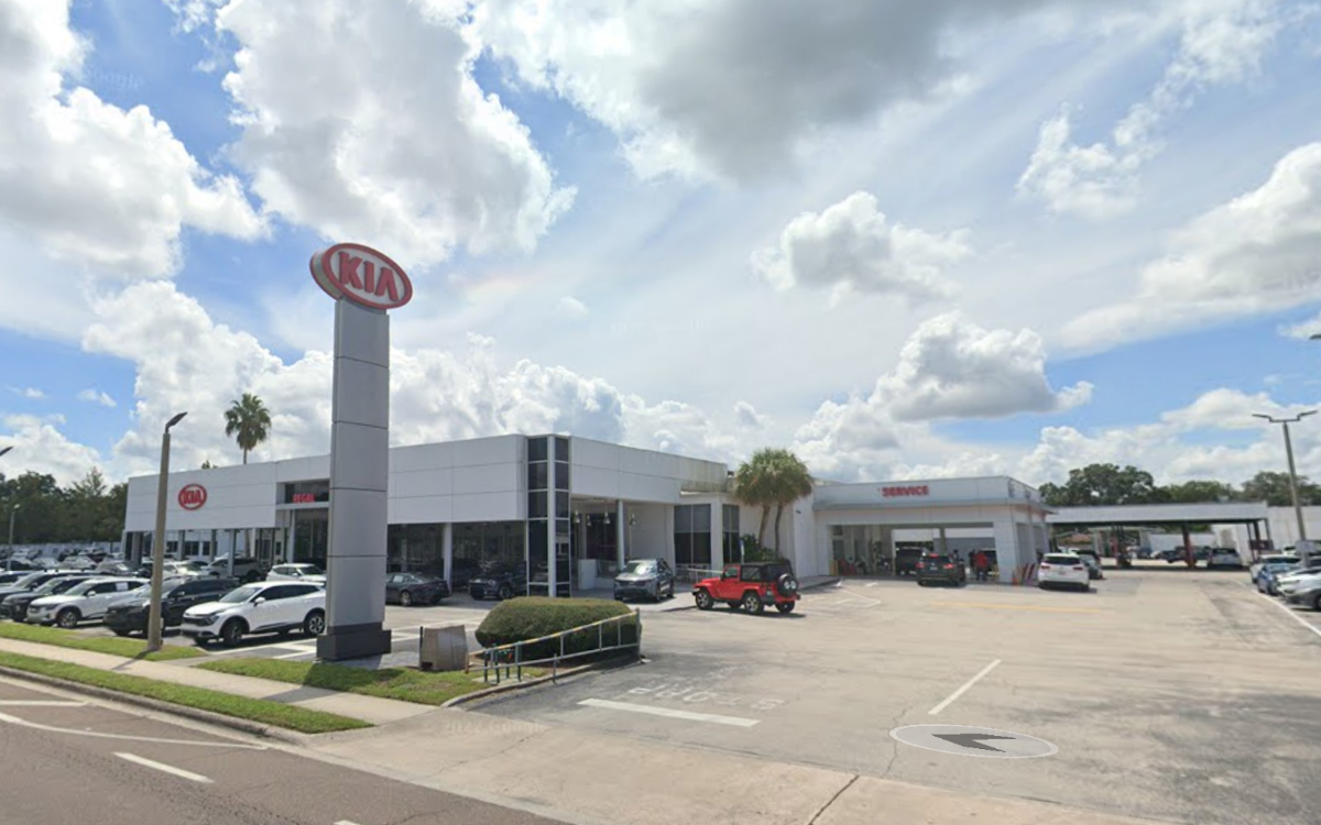 Regal Kia Lakeland photo 2