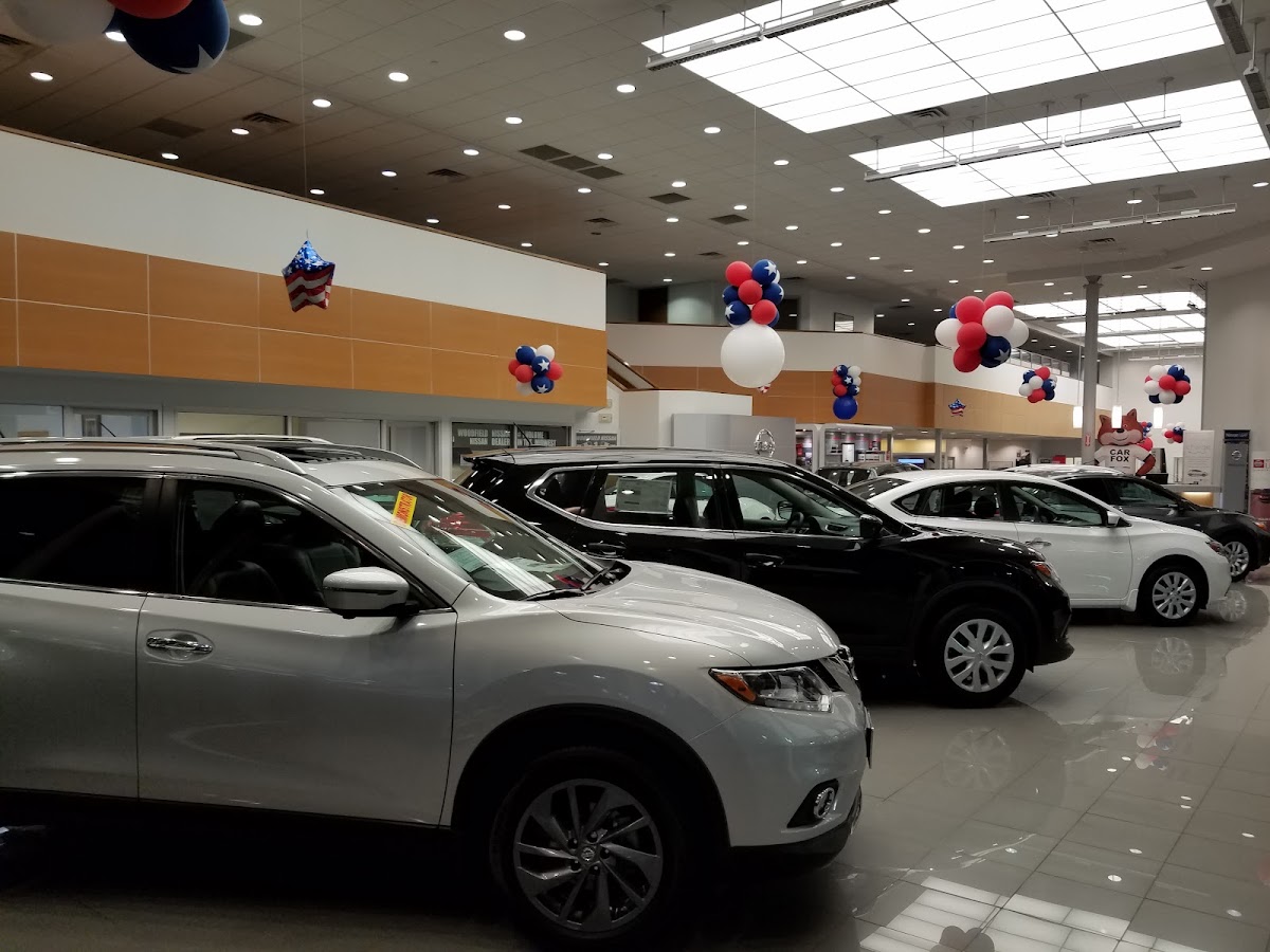 Woodfield Nissan photo 2