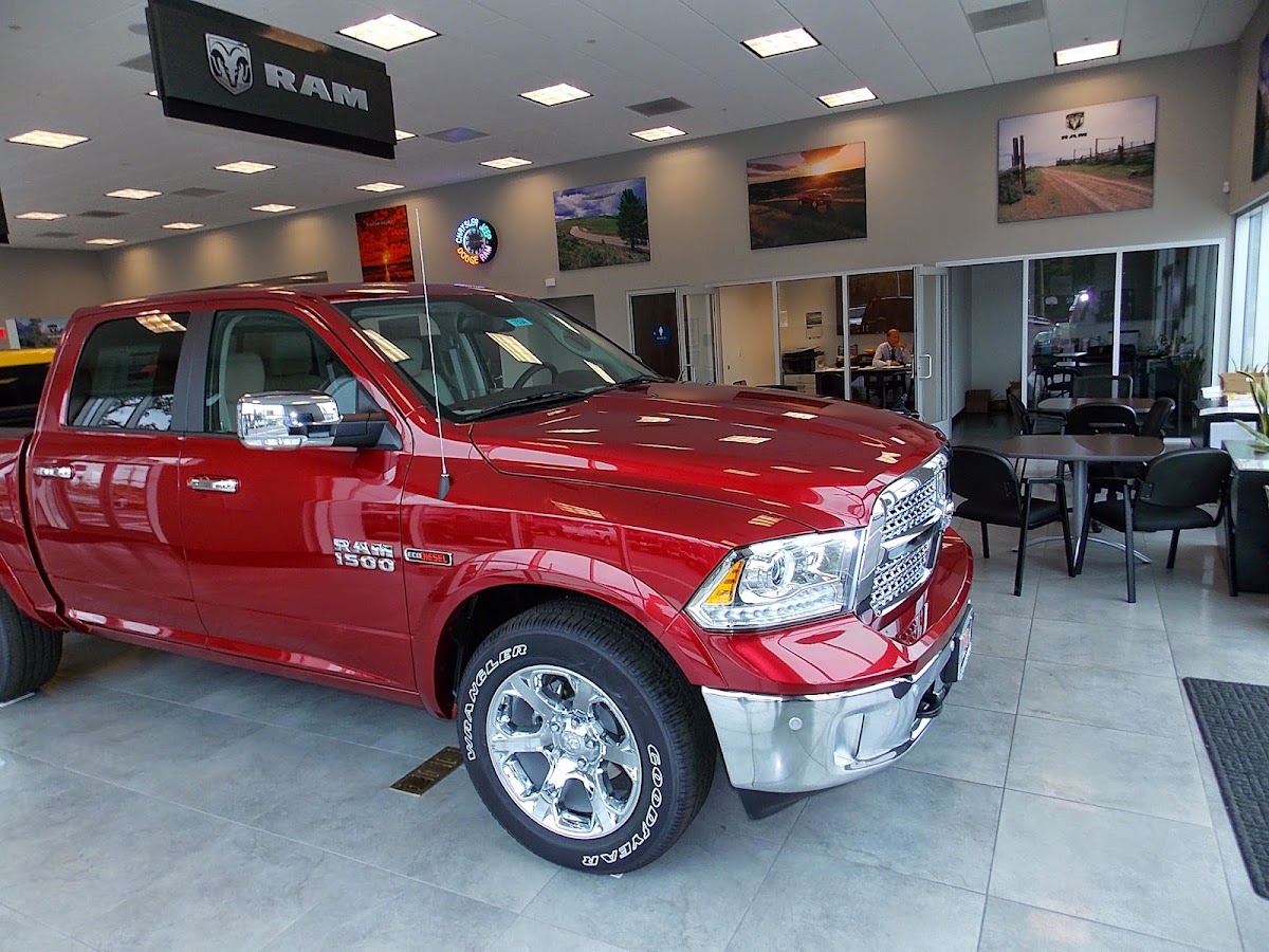 Healdsburg Chrysler Dodge Jeep RAM photo 4