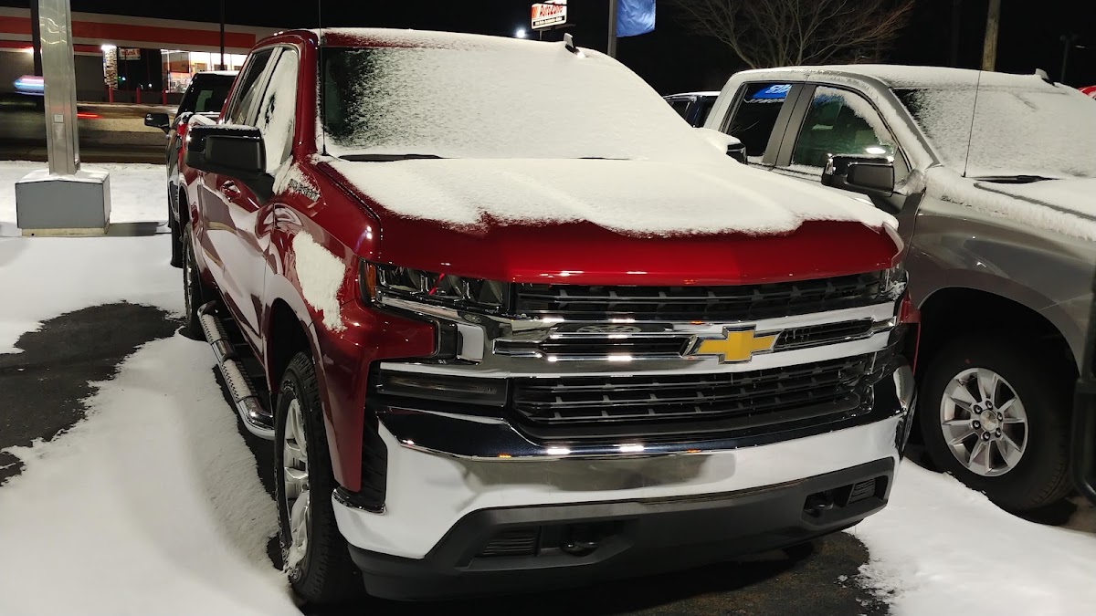 Schoner Chevrolet photo 4