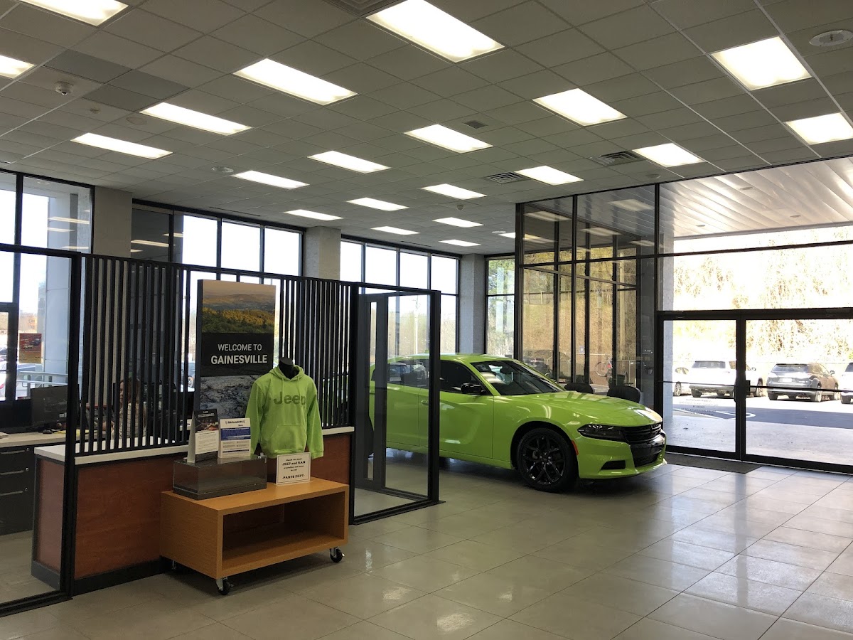 Hayes Chrysler Dodge Jeep Ram Gainesville photo 5