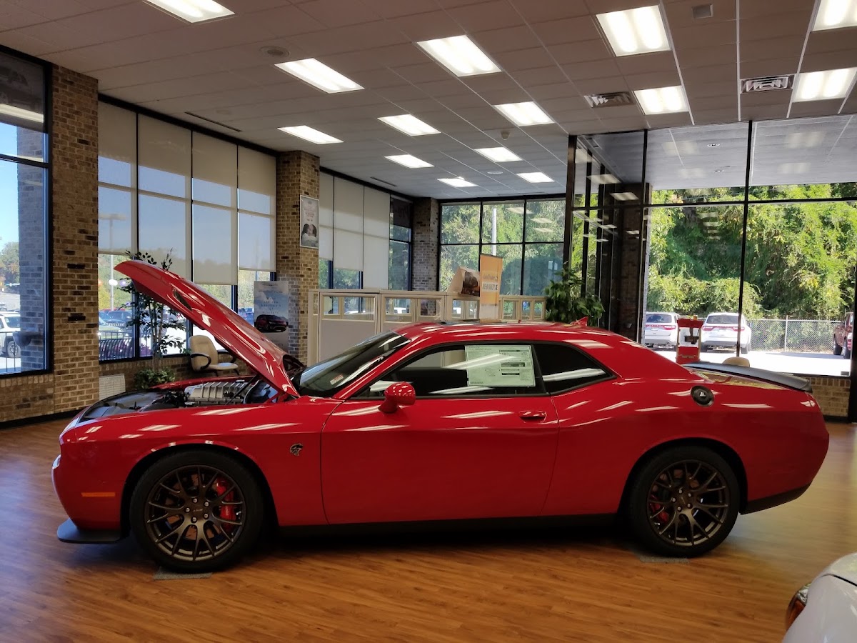 Hayes Chrysler Dodge Jeep Ram Gainesville photo 4