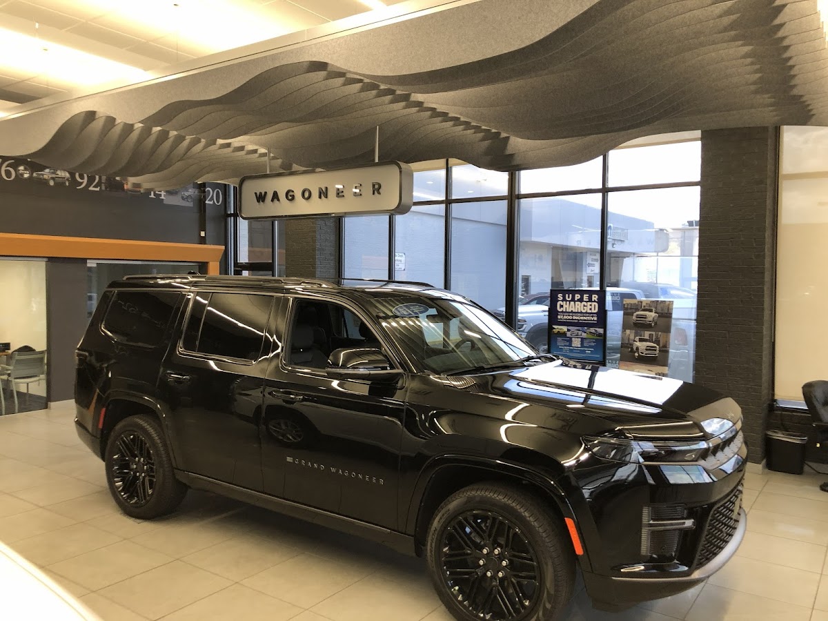 Hayes Chrysler Dodge Jeep Ram Gainesville photo 3