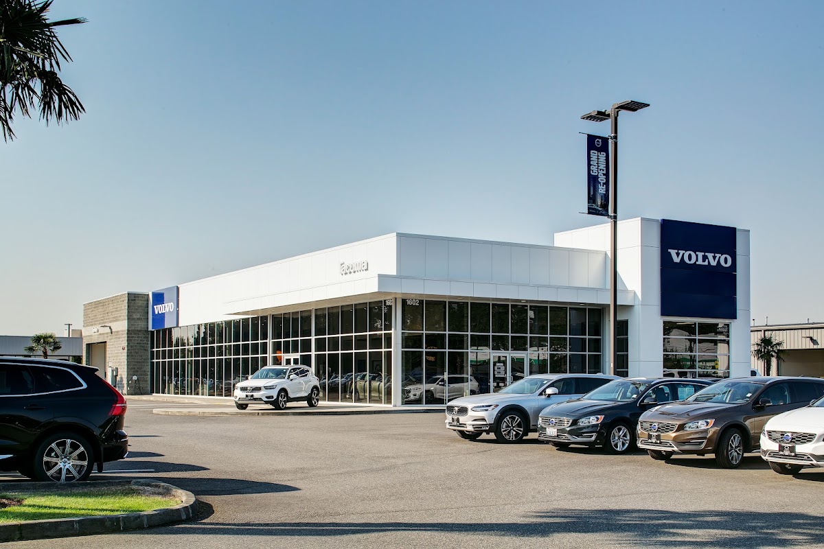 Volvo Cars Tacoma photo 1
