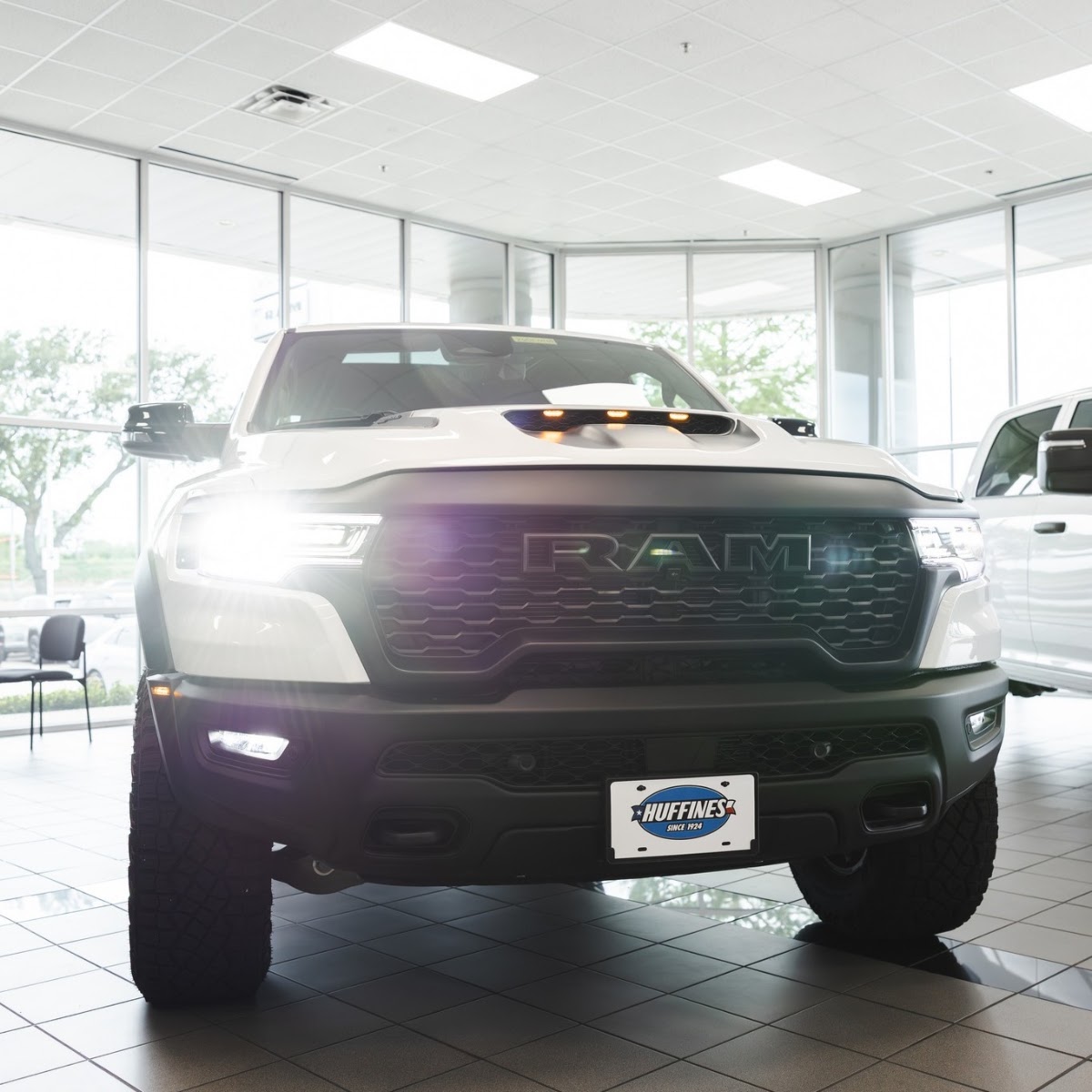Huffines Chrysler Dodge Jeep Ram Lewisville photo 2
