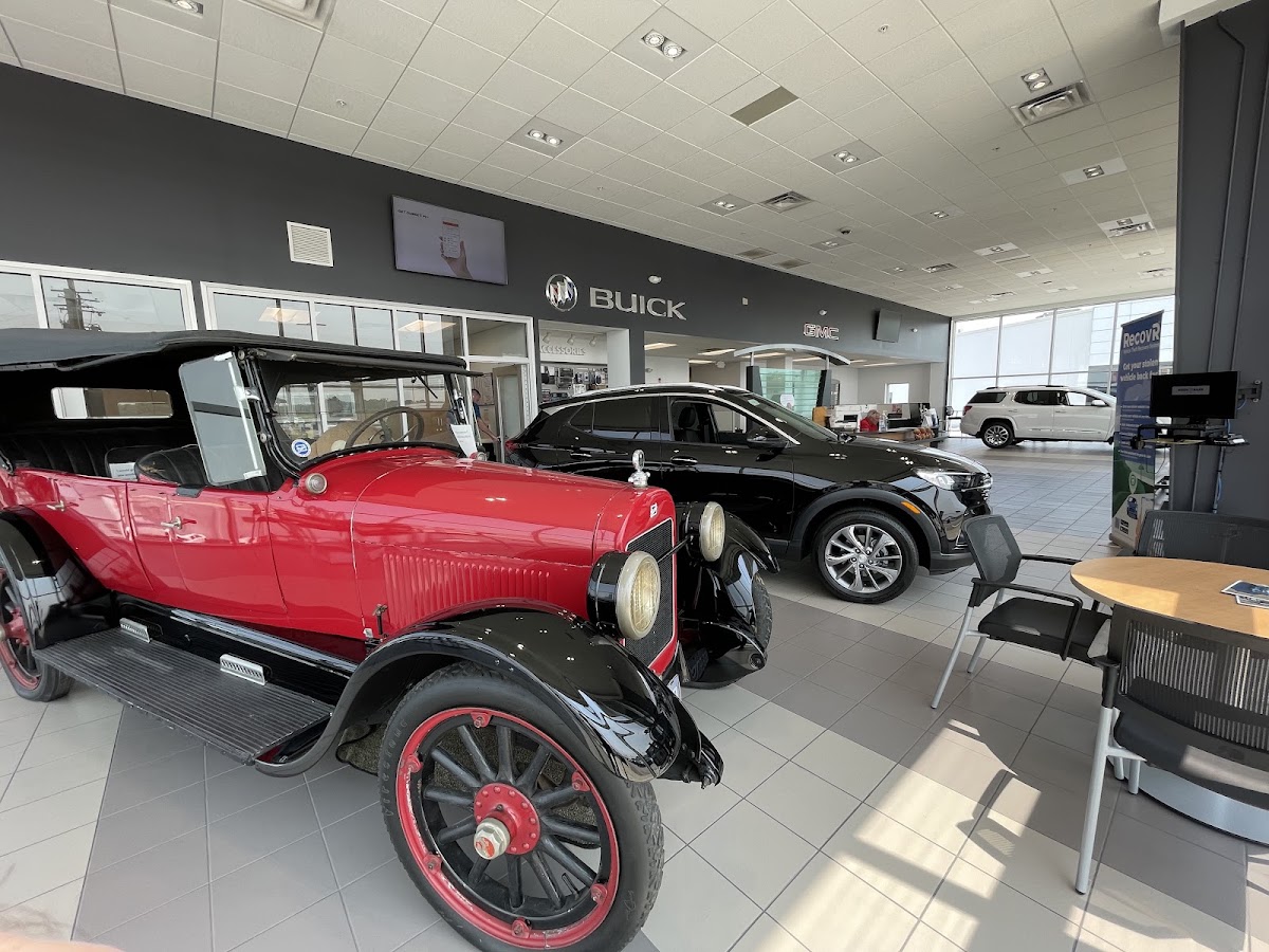 Budd Baer Buick GMC photo 3