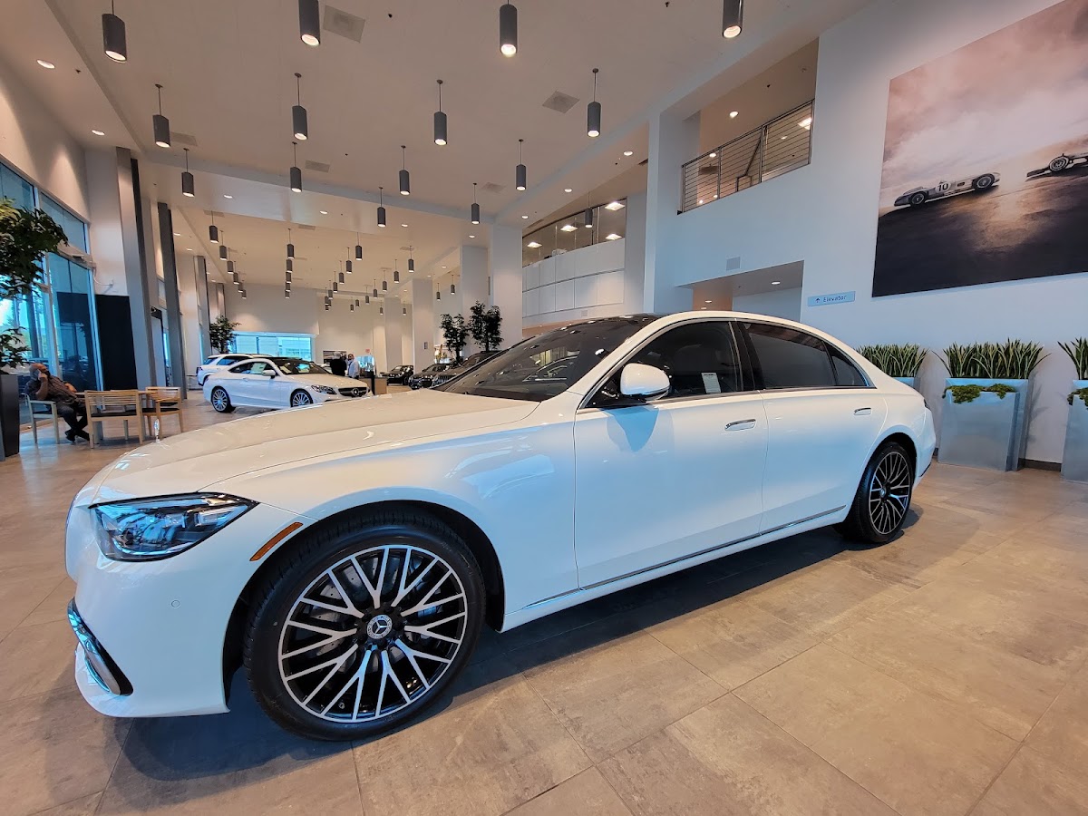 Mercedes-Benz of Long Beach photo 4