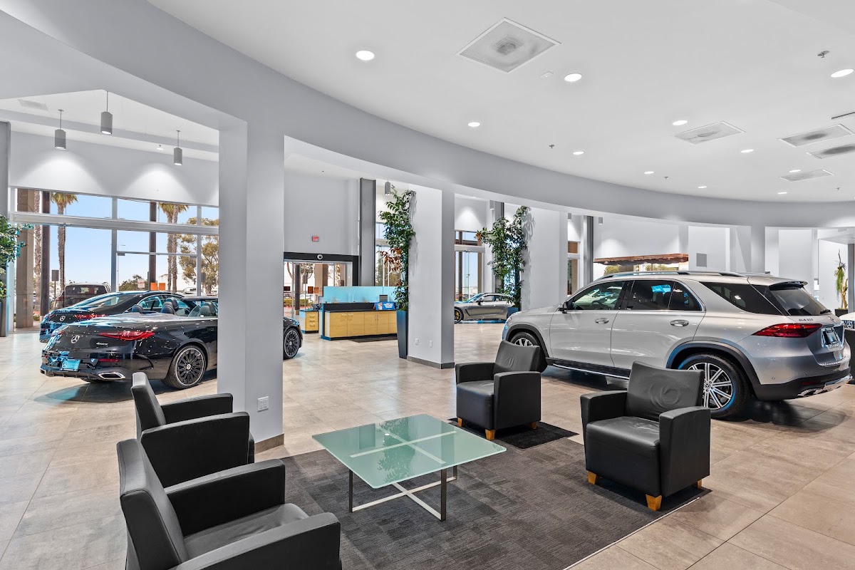 Mercedes-Benz of Long Beach photo 3