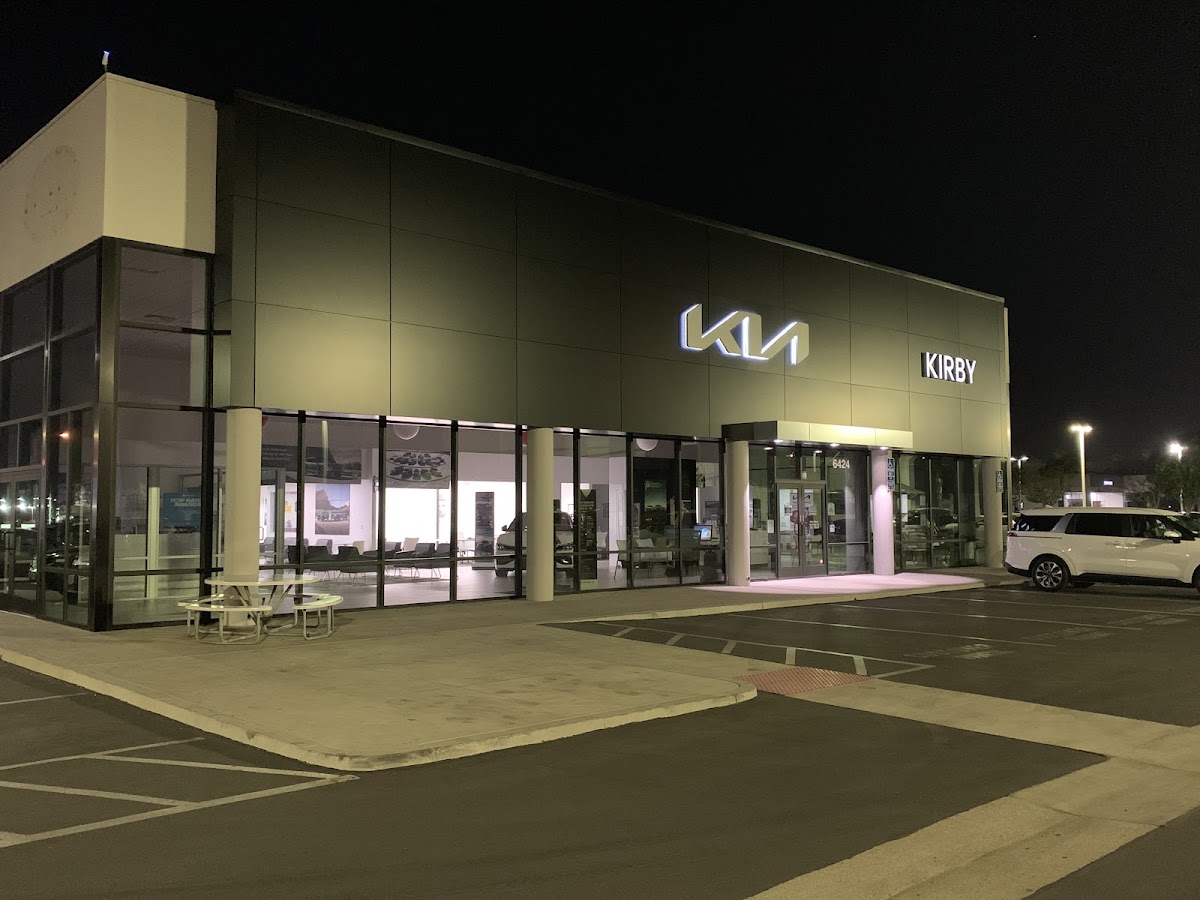 Kirby Kia of Ventura photo 4