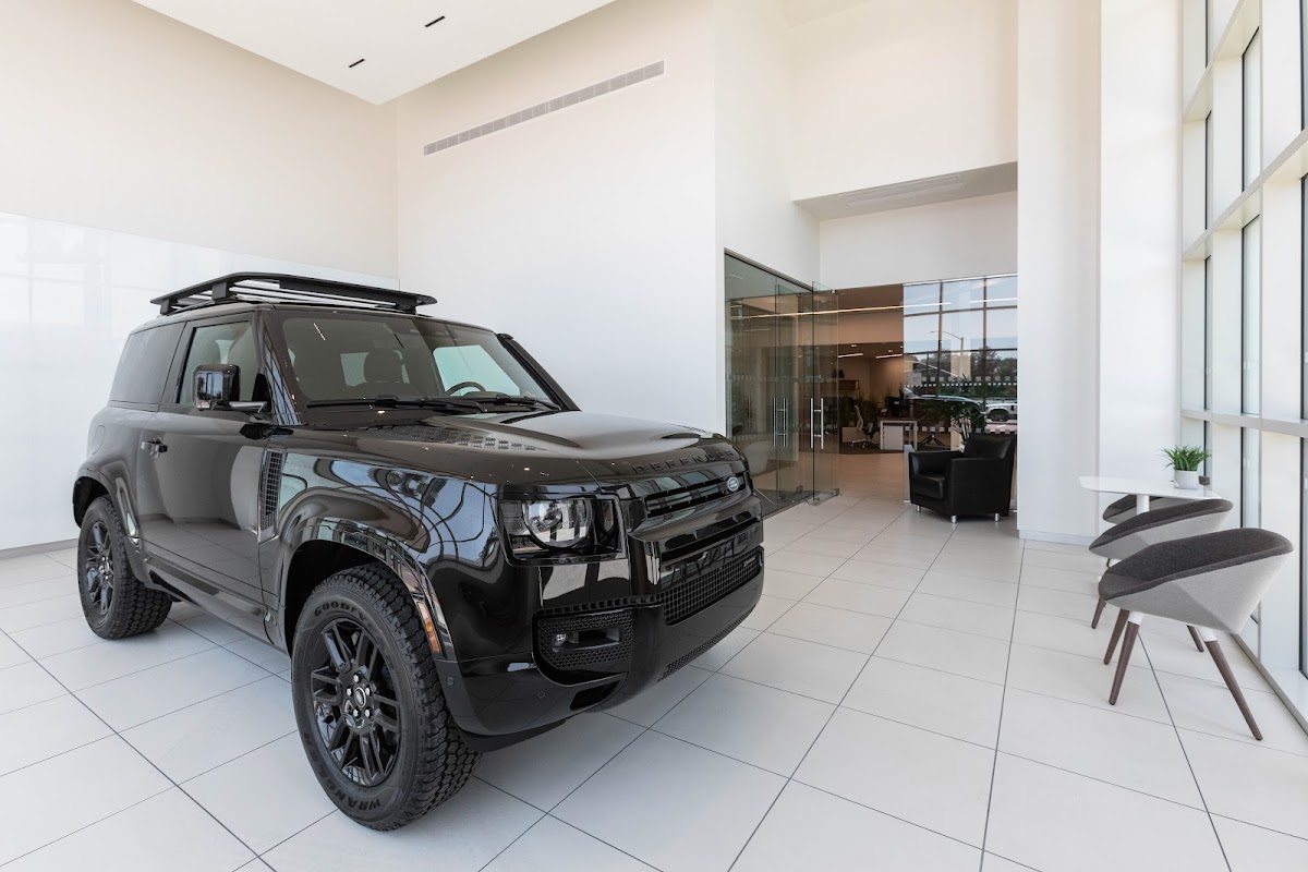 Land Rover Santa Barbara photo 3